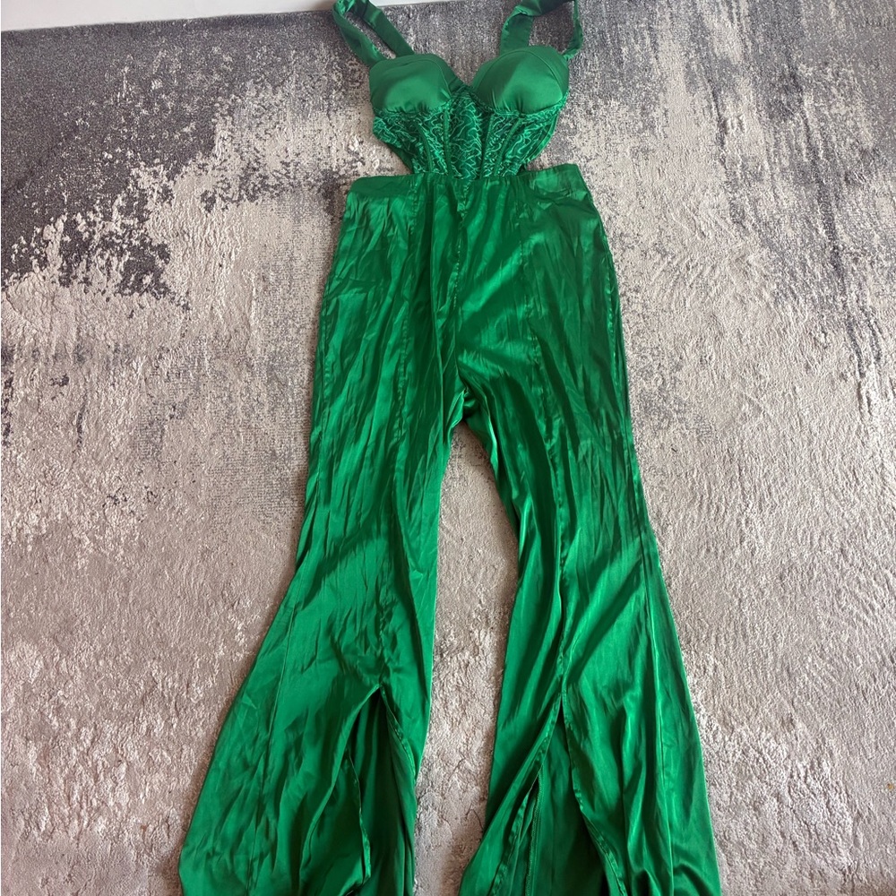 Elegant Green Jumpsuit